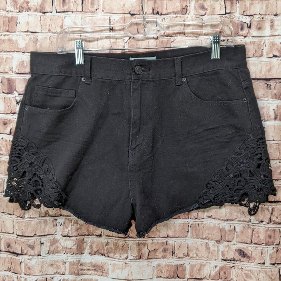 Forever 21 Shorts Black Size 31 - Picture 1 of 13